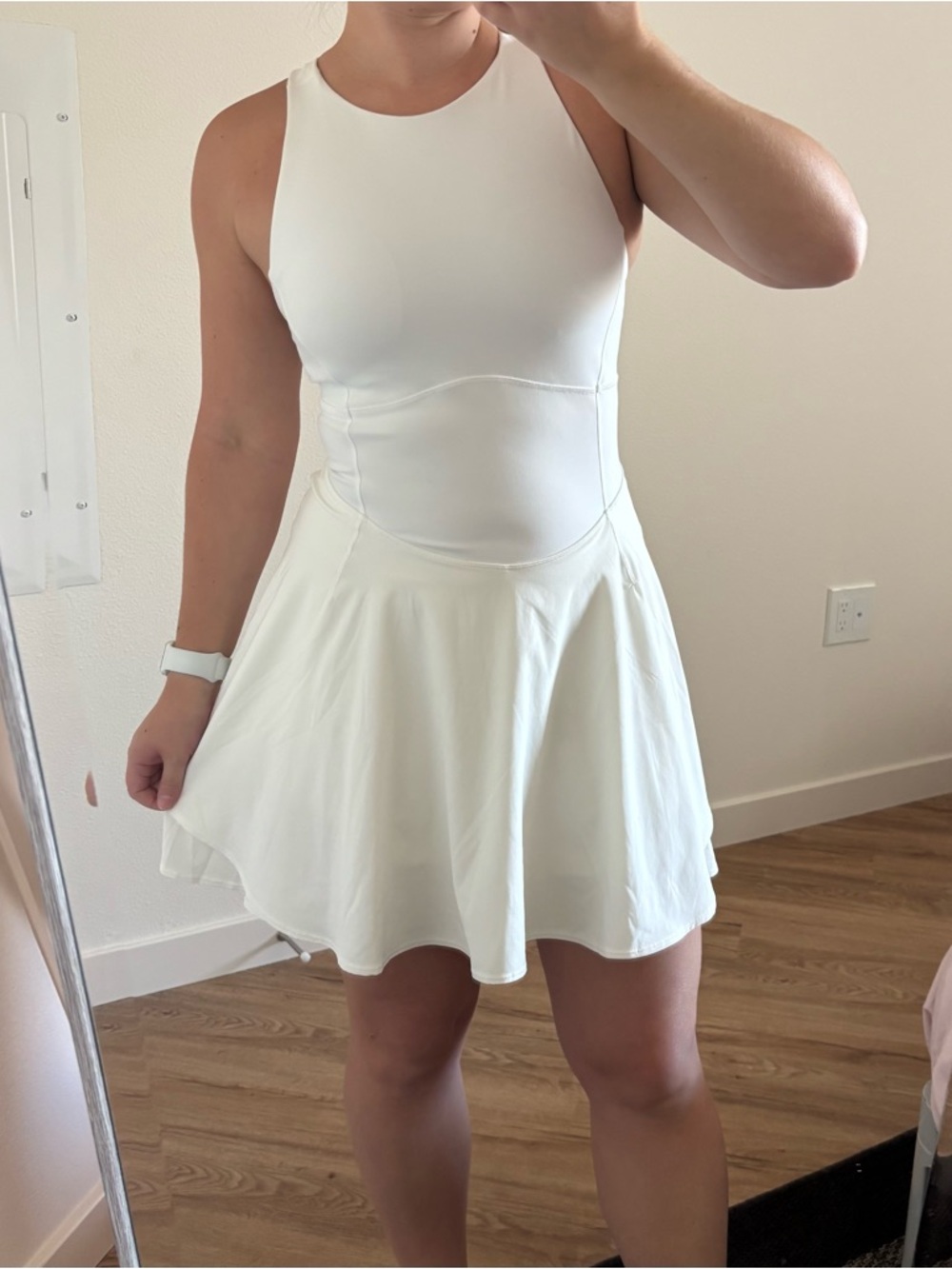 Lululemon White A-Line Tennis court crush Dress size 6 / small built in shorts
